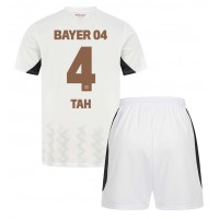 Maglia Calcio Bayer Leverkusen Jonathan Tah #4 Seconda Divisa Bambino 2024-25 Manica Corta (+ pantaloncini)